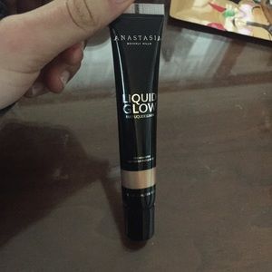 ABH Liquid Glow BARRLY USED